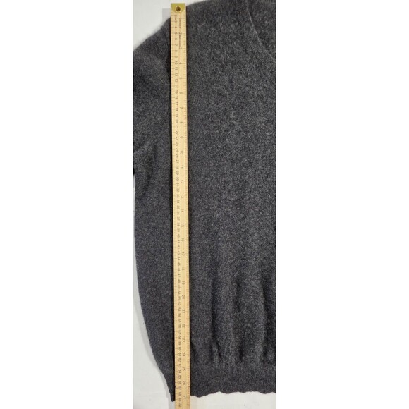 Club Room Luxury 100% CASHMERE V Neck Sweater Charcoal Gray Men's Size XL - Picture 12 of 15